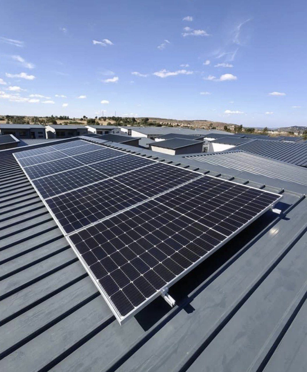 Dalaman'de Bağımsız (Off-Grid) Güneş Enerjisi Sistemi — Muğla Dalaman off-grid güneş enerjisi sistemi fotoğrafı