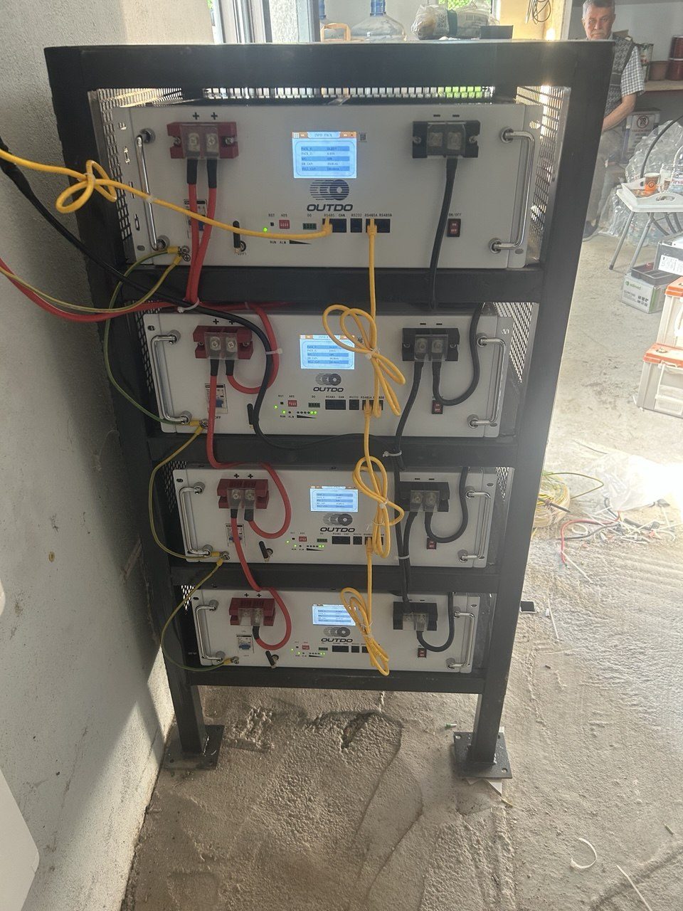 Muradiye'de Bağımsız (Off-Grid) Güneş Enerjisi Sistemi — Manisa Muradiye off-grid güneş enerjisi sistemi fotoğrafı