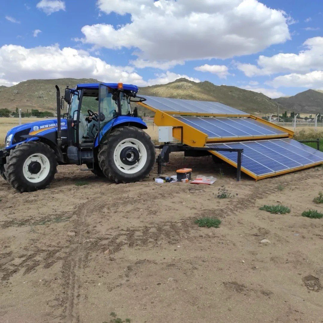 Aliağa'de 7.5 HP Güneş Enerjili Sulama Sistemi — İzmir Aliağa güneş enerjili sulama sistemi fotoğrafı