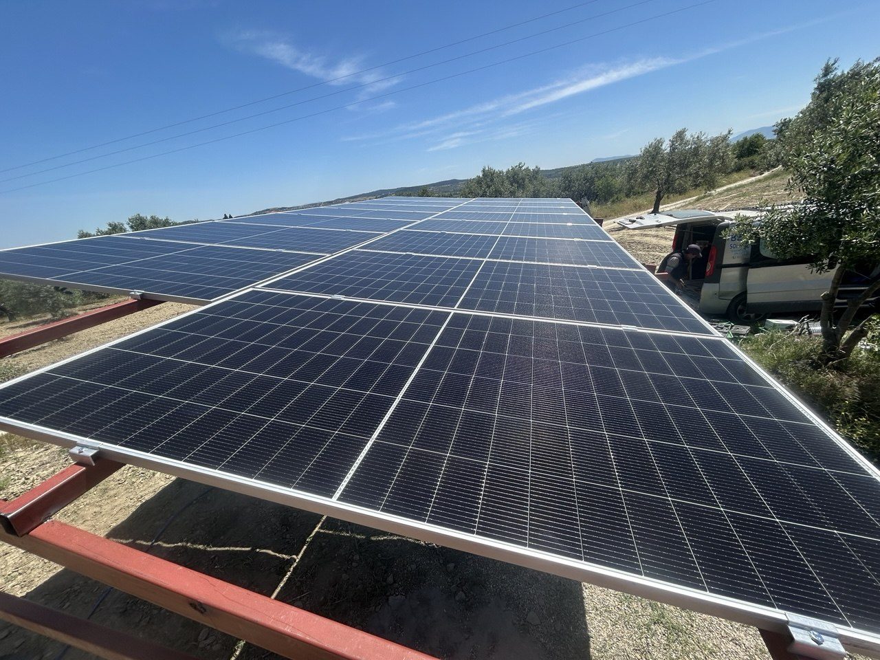 Kemalpaşa'de 5.5 HP Güneş Enerjili Sulama Sistemi — İzmir Kemalpaşa güneş enerjili sulama sistemi fotoğrafı