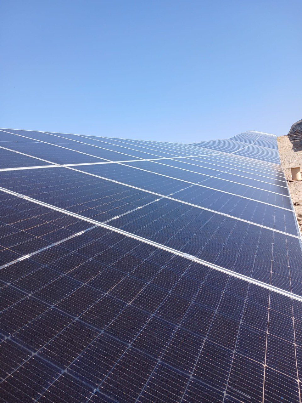 İzmir'de 4 MW Arazi GES Projesi — İzmir İzmir güneş enerjisi sistemi fotoğrafı