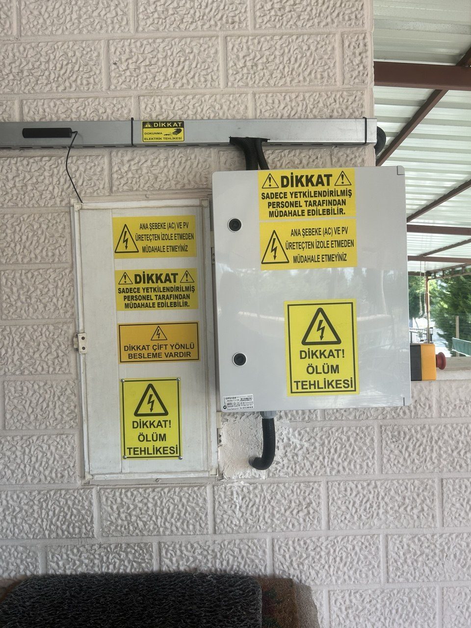 Akhisar'de 10 kW Hibrit Hibrit Sistem — Manisa Akhisar güneş enerjisi sistemi fotoğrafı
