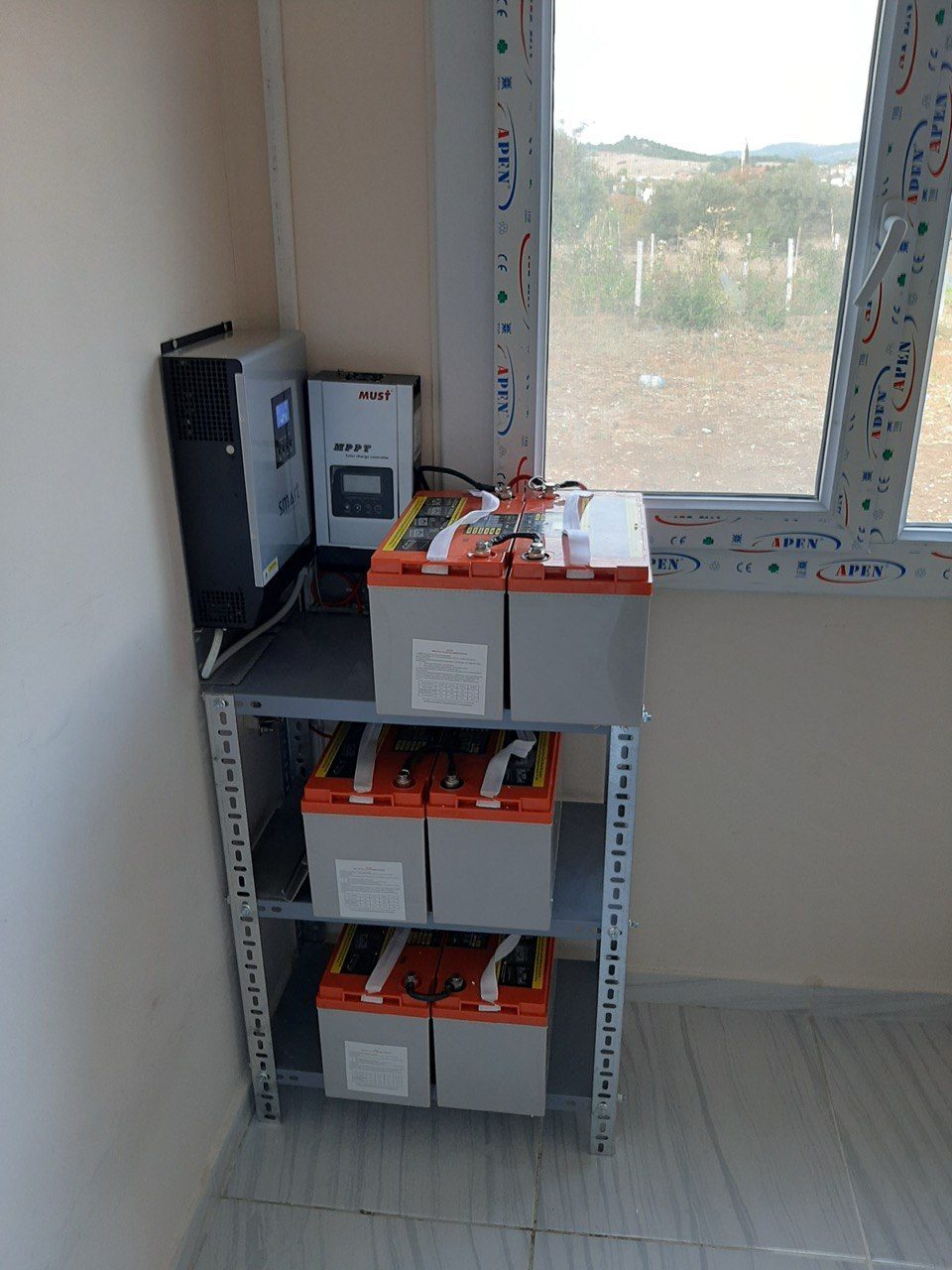 Muradiye'de Bağımsız (Off-Grid) Güneş Enerjisi Sistemi — Manisa Muradiye off-grid güneş enerjisi sistemi fotoğrafı