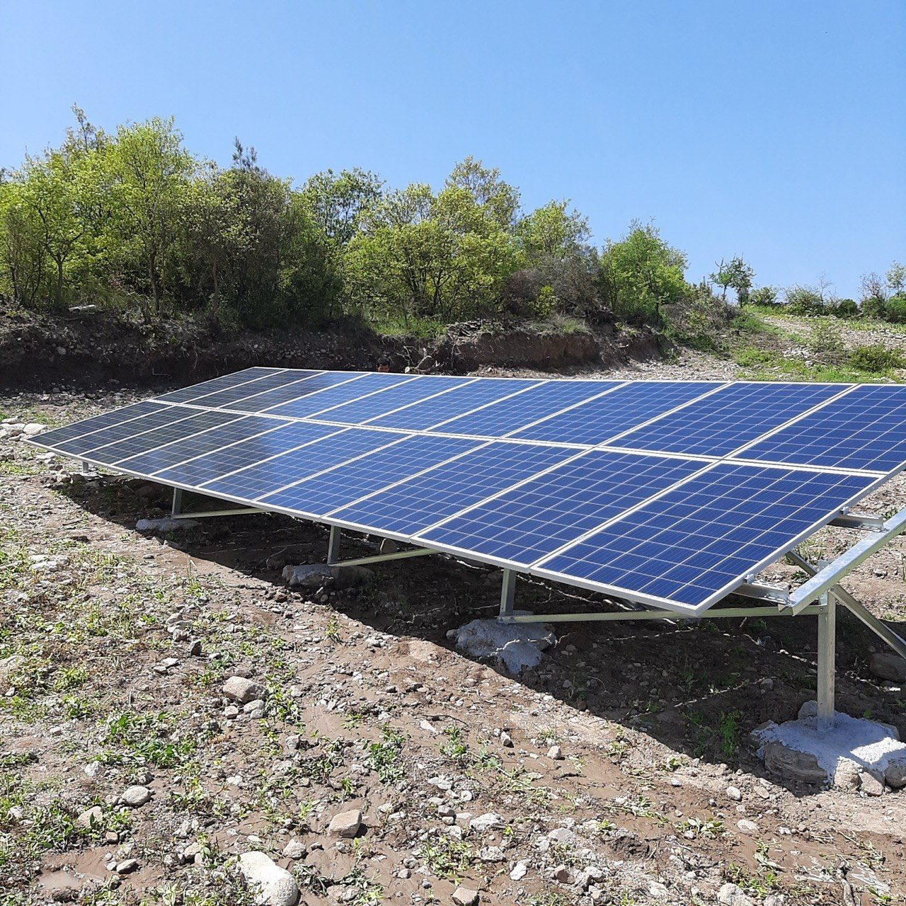 Örencik Köyü 4 HP Güneş Enerjili Sulama Sistemi — Manisa Örencik Köyü güneş enerjili sulama sistemi fotoğrafı